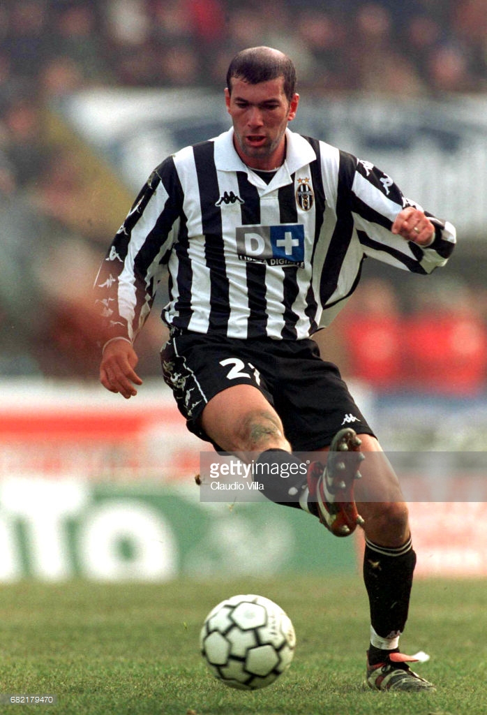 09 JAN 2000. SERIE A. 16th round. PARMA Vs JUVENTUS 1-1. ZINEDINE ZIDANE
