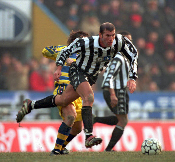 La cometa di Halley (e&nbsp;Zizou)